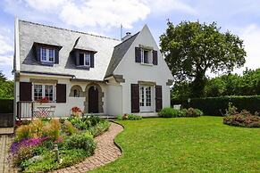 Beautiful Quiet Holiday Home, Close to the Beach