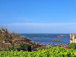 Semi-detached House With sea Views, Porspoder