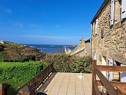 Semi-detached House With sea Views, Porspoder
