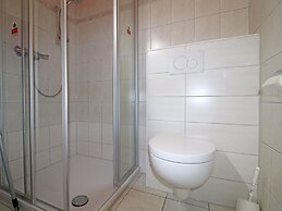 Apartment in Bsum With Garden