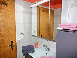 Apartment in Bsum With Garden