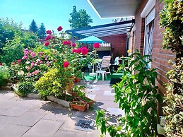 Apartment in Bsum With Garden