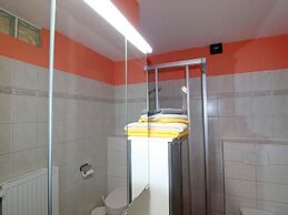 Apartment in Bsum With Garden