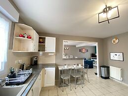 Holiday House, Barneville-carteret, 300 m From the sea