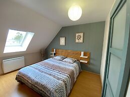 Holiday House, Barneville-carteret, 300 m From the sea