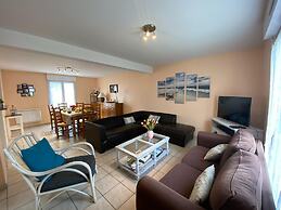 Holiday House, Barneville-carteret, 300 m From the sea