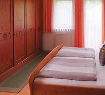 Holiday Home Emberger, Fugen