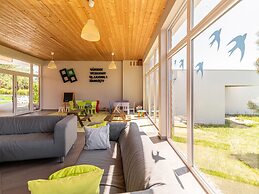 Single-storey Holiday Homes, Pool, Playground