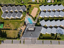 Single-storey Holiday Homes, Pool, Playground
