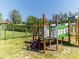 Single-storey Holiday Homes, Pool, Playground