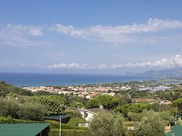 Residence Costa Di Kai Ed Din