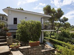 Residence Costa Di Kai Ed Din