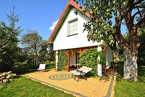 Comfortable Holiday Home With a Garden, Noskowo
