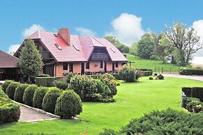 Terraced Houses, Right on the Lake, Sulomino