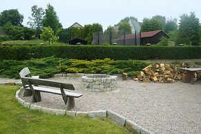 Terraced Houses, Right on the Lake, Sulomino
