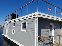 Houseboat Hecht in Egernsund at the Marina Minde
