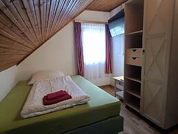 Sunny Holiday Apartment With Balcony on Klopeinersee With Private Beac