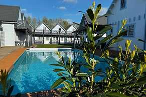 Comfortable Holiday Houses Near the Sea, Rewal