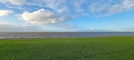 Penthouse am Nordstrand auf dem Deich