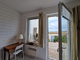 Apartment in top Location With Fantastic sea View, Primel, Plougasnou