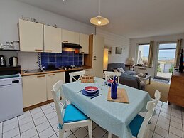 Apartment in top Location With Fantastic sea View, Primel, Plougasnou