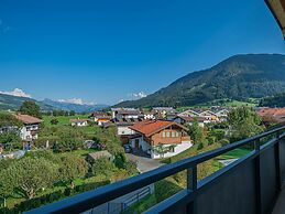 Apartment in Brixen im Thale With a Garden
