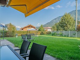 Apartment in Brixen im Thale With a Garden