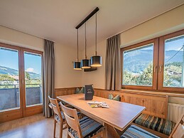 Apartment in Brixen im Thale With a Garden