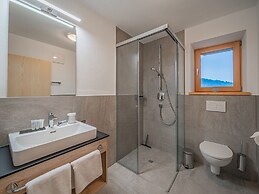 Apartment in Brixen im Thale With a Garden