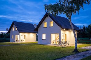 Brick Cottage Near Baltic Sea and Windmill