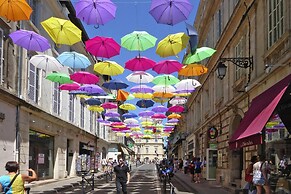 Holiday Flat With Private Terrace, Bellegarde