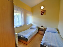 Cottage in a Quiet Area, Near the Lake, Rosnowo