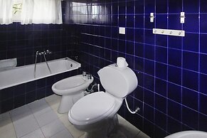 Apartment in Costa Paradiso With Garden Furniture