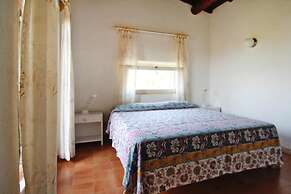 Apartment in Costa Paradiso With Garden Furniture