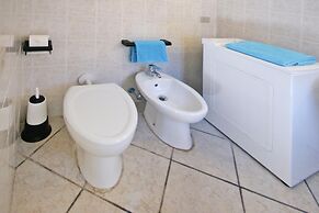 Apartment in Costa Paradiso With Garden Furniture