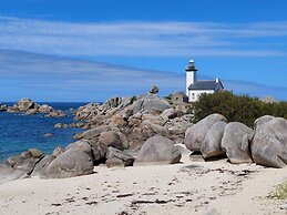 Plouneour-brignogan-plages Apartment Near the sea