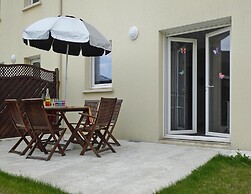 Modern Semi-detached House With Terrace
