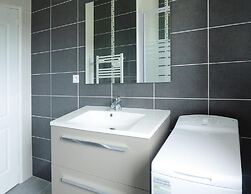 Modern Semi-detached House With Terrace