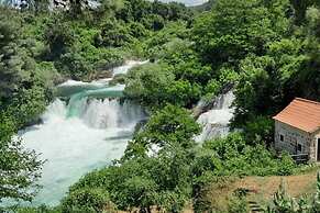 Apartments Adelheid in Biograd, Close to the Beach