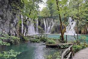 Apartments Adelheid in Biograd, Close to the Beach