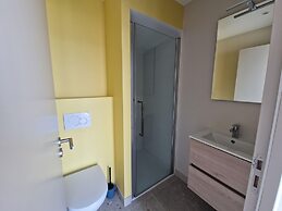 Small Premium Cottage, a Nugget by the sea