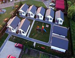 One-storey Holiday Houses Near the Beach, Gaski