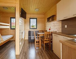 One-storey Holiday Houses Near the Beach, Gaski