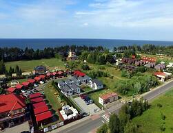 One-storey Holiday Houses Near the Beach, Gaski