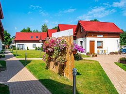 2 Bedroom Holiday Apartment, Pool