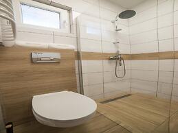 Spacious 3-room Apartment, Summer Pool