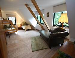 Doppelhaushaelfte in Glave