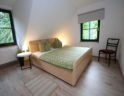 Doppelhaushaelfte in Glave