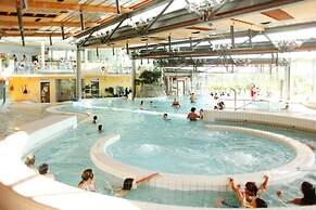 Shared Pool and Sauna, Mistelgau-obernsees