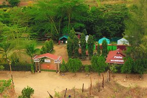 Pacha Waterfront Nithi